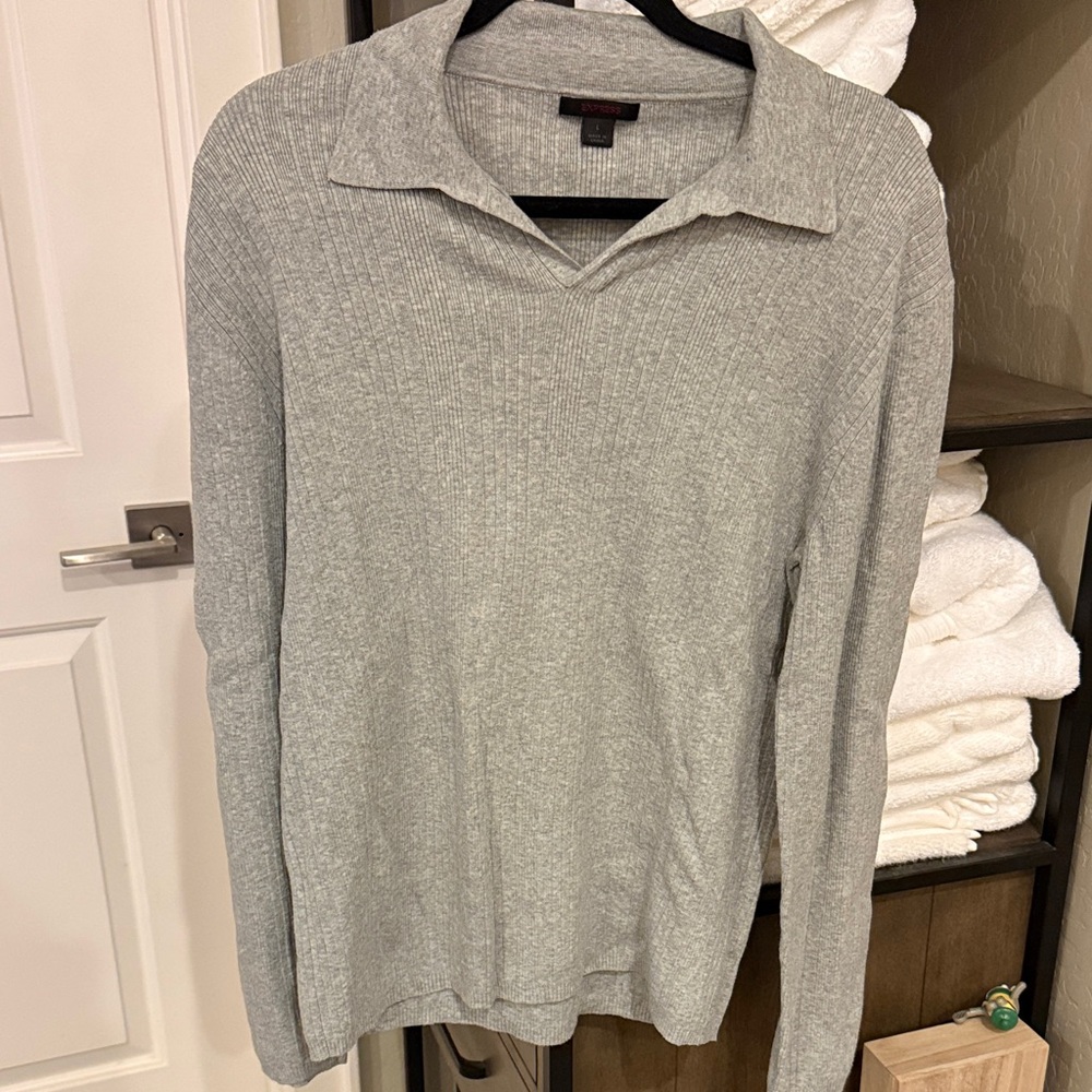 Express Gray V-Neck Sweater for Men
